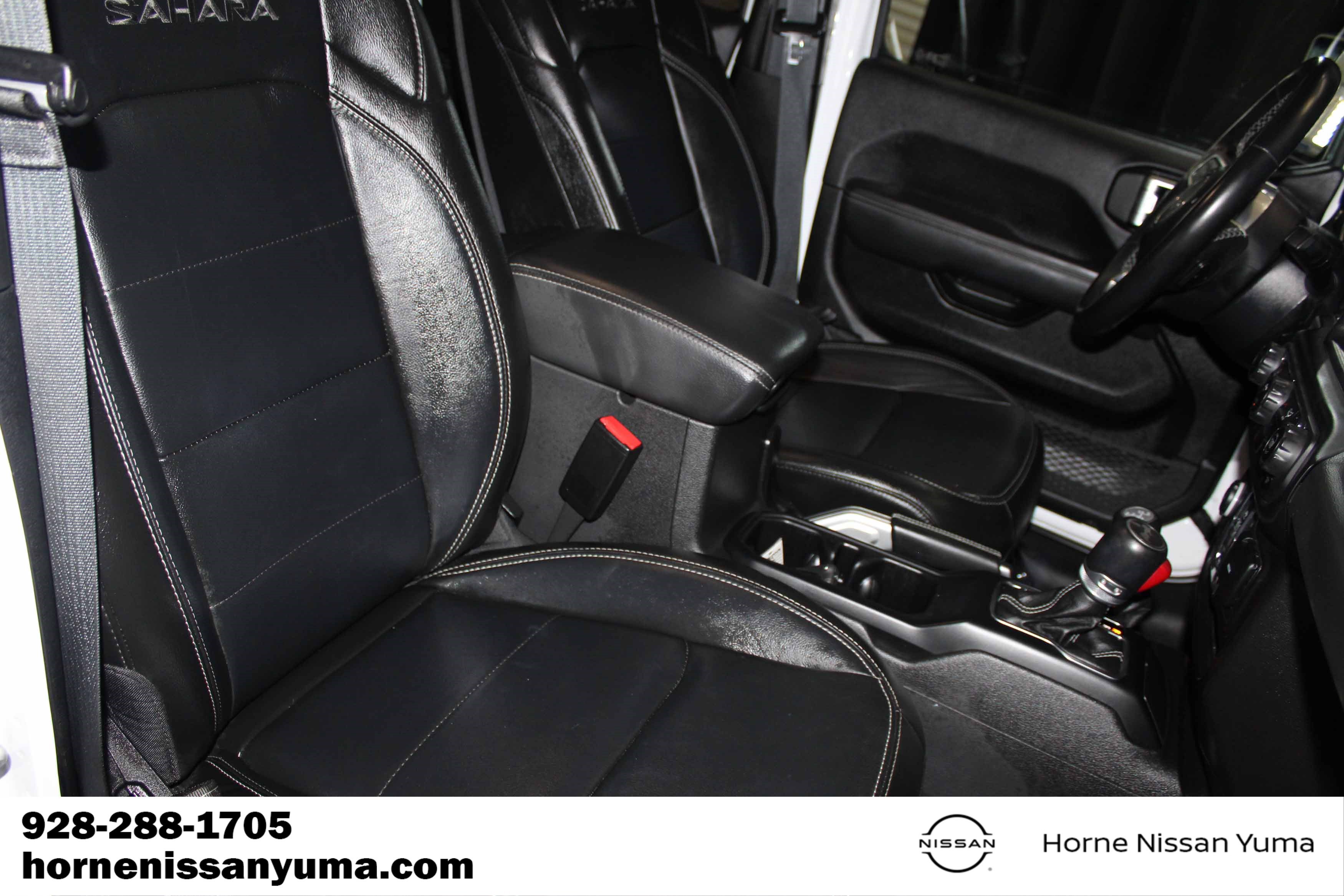 Used 2022 Jeep Wrangler Unlimited Sahara AWD/4WD image 6
