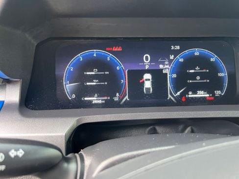 Used 2025 Toyota Tacoma TRD Off-Road image 41