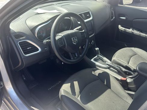 Used 2014 Dodge Avenger SE w/ Blacktop Package FWD image 9