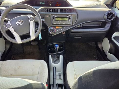 Used 2013 Toyota Prius C One image 8
