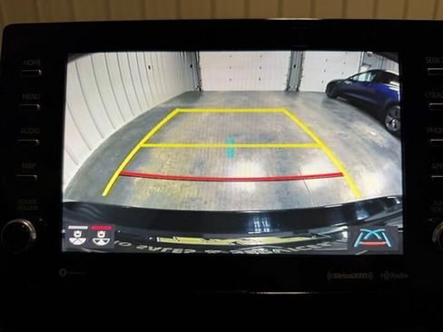 Used 2021 Toyota Camry XSE image 40