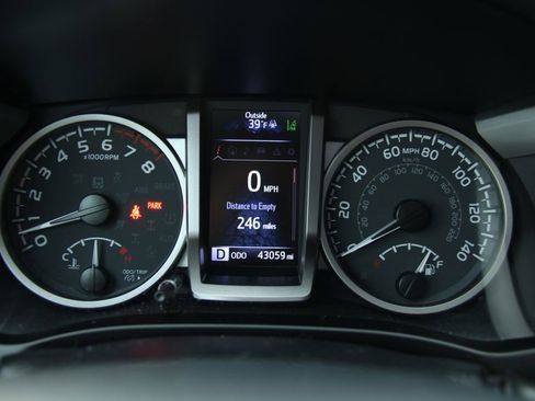 Used 2023 Toyota Tacoma Limited image 18