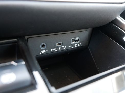 Certified 2024 Subaru Outback Limited image 33