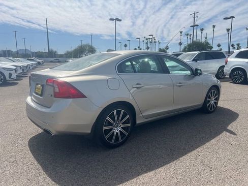 Used 2018 Volvo S60 T5 Inscription AWD/4WD image 4