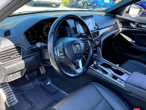 Used 2020 Honda Accord Sport image 17