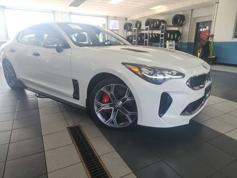 Used 2019 Kia Stinger GT2 AWD/4WD image 1