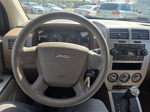 Used 2007 Jeep Compass Sport FWD image 60