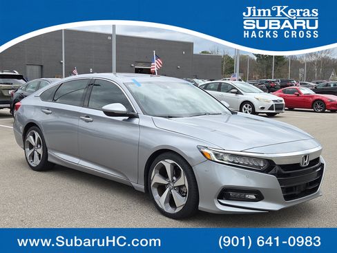 Used 2020 Honda Accord Touring image 1