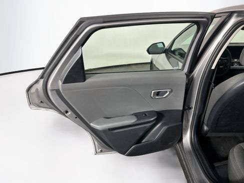 Used 2025 Kia K4 FWD image 26