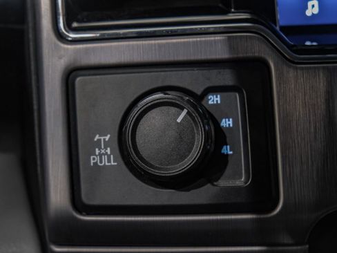 Used 2022 Ford F350 Limited image 30