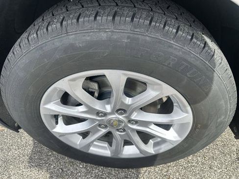 Used 2018 Chevrolet Equinox LT image 21