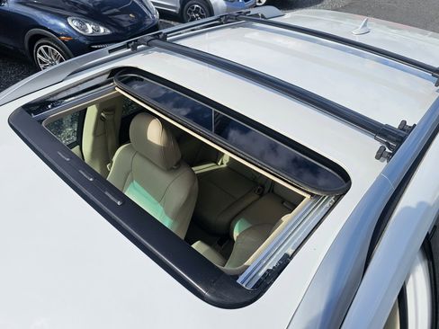 Used 2011 Lexus RX 350 2WD w/ Premium Pkg image 18