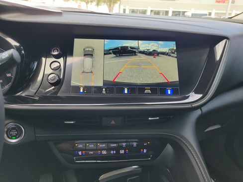Certified 2023 Buick Envision Avenir image 26