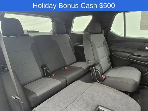 Used 2023 Chevrolet Traverse LT image 6