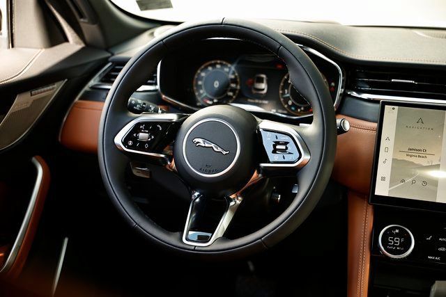 New 2026 Jaguar F-PACE R-Dynamic S AWD/4WD image 34