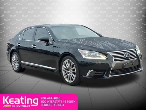 Used 2017 Lexus LS 460 image 3