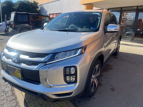 Used 2025 Mitsubishi Outlander Sport SE AWD/4WD image 8