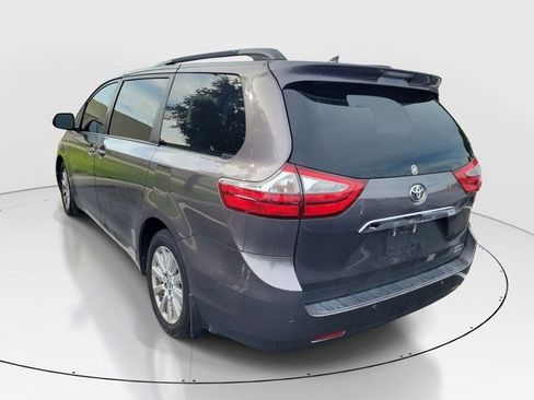 Used 2016 Toyota Sienna Limited Premium AWD/4WD image 5