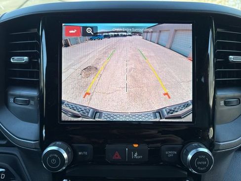 New 2026 RAM 1500 Express AWD/4WD image 18