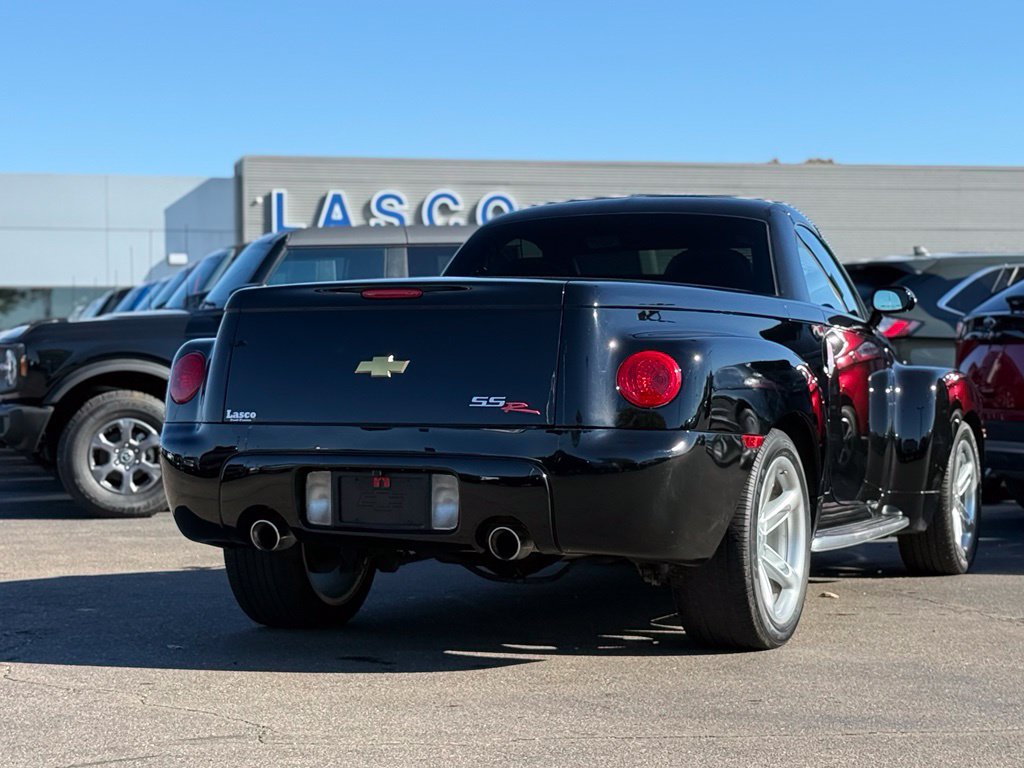 Used 2003 Chevrolet SSR w/ Preferred Equipment Group RWD image 33