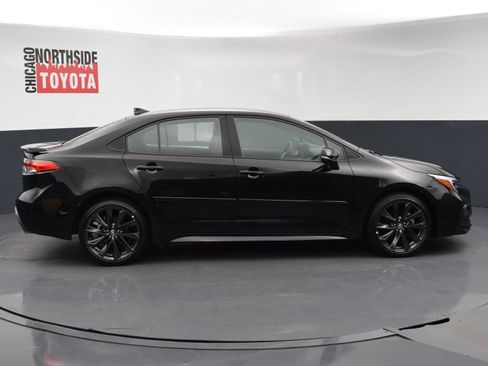 Used 2025 Toyota Corolla SE FWD image 5