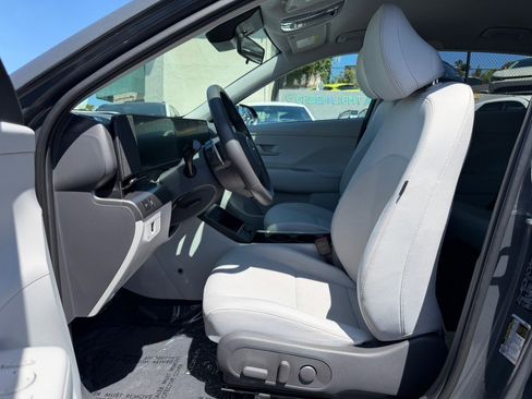 Used 2024 Hyundai Kona SEL image 10