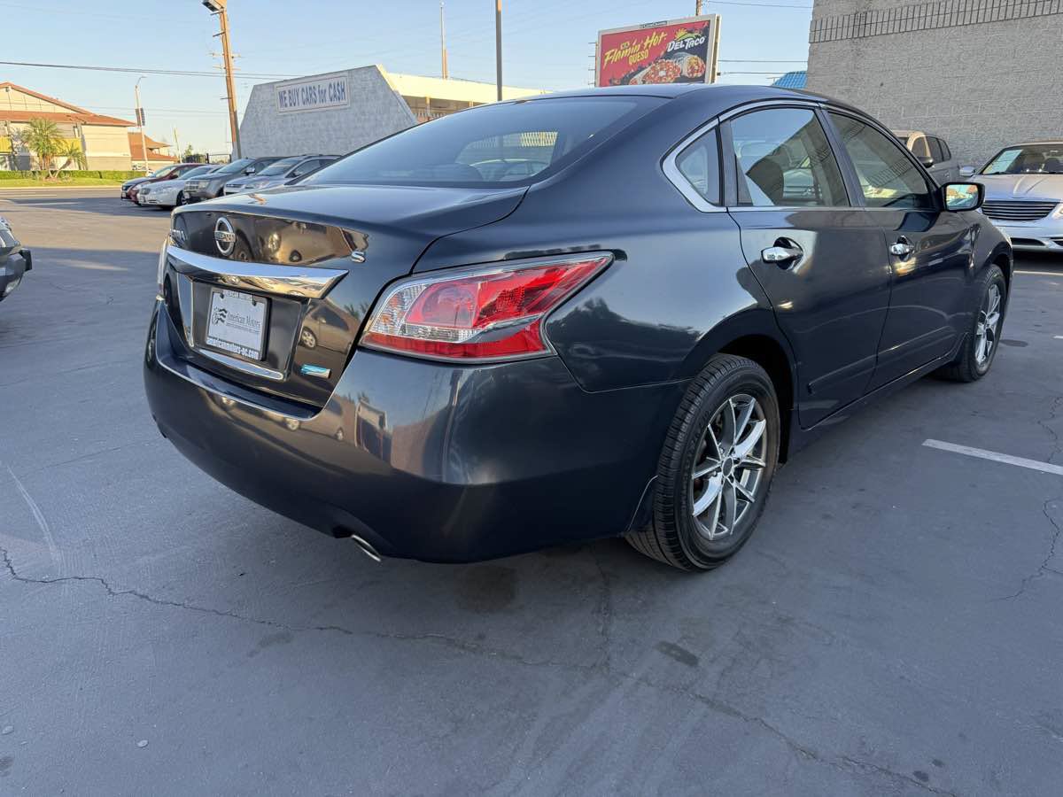 Used 2014 Nissan Altima 2.5 S FWD image 5