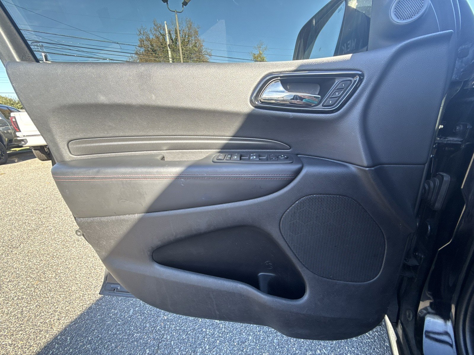Used 2022 Dodge Durango R/T w/ Blacktop Package AWD/4WD image 23
