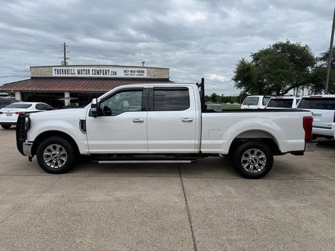 Used 2019 Ford F250 Lariat w/ Lariat Ultimate Package RWD image 4