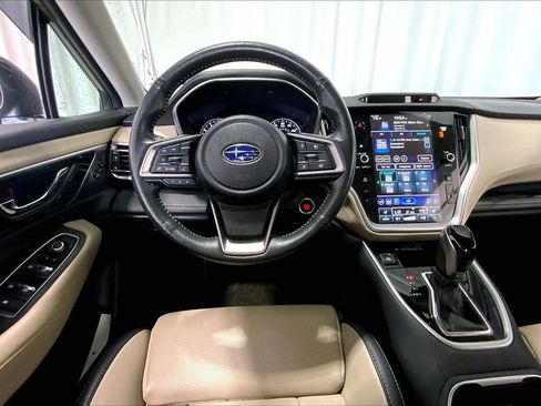 Used 2025 Subaru Outback Limited AWD/4WD image 14