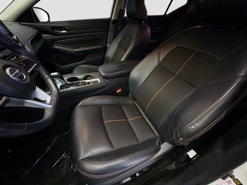 Used 2022 Nissan Altima 2.5 SR w/ Midnight Edition Package AWD/4WD image 11