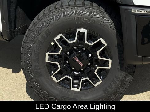 New 2026 GMC Sierra 2500 AT4X AWD/4WD image 27