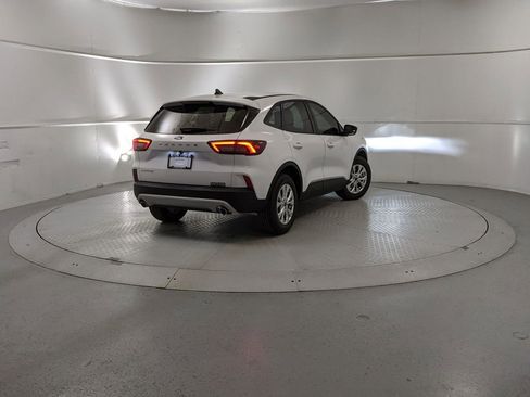 New 2026 Ford Escape Active image 3