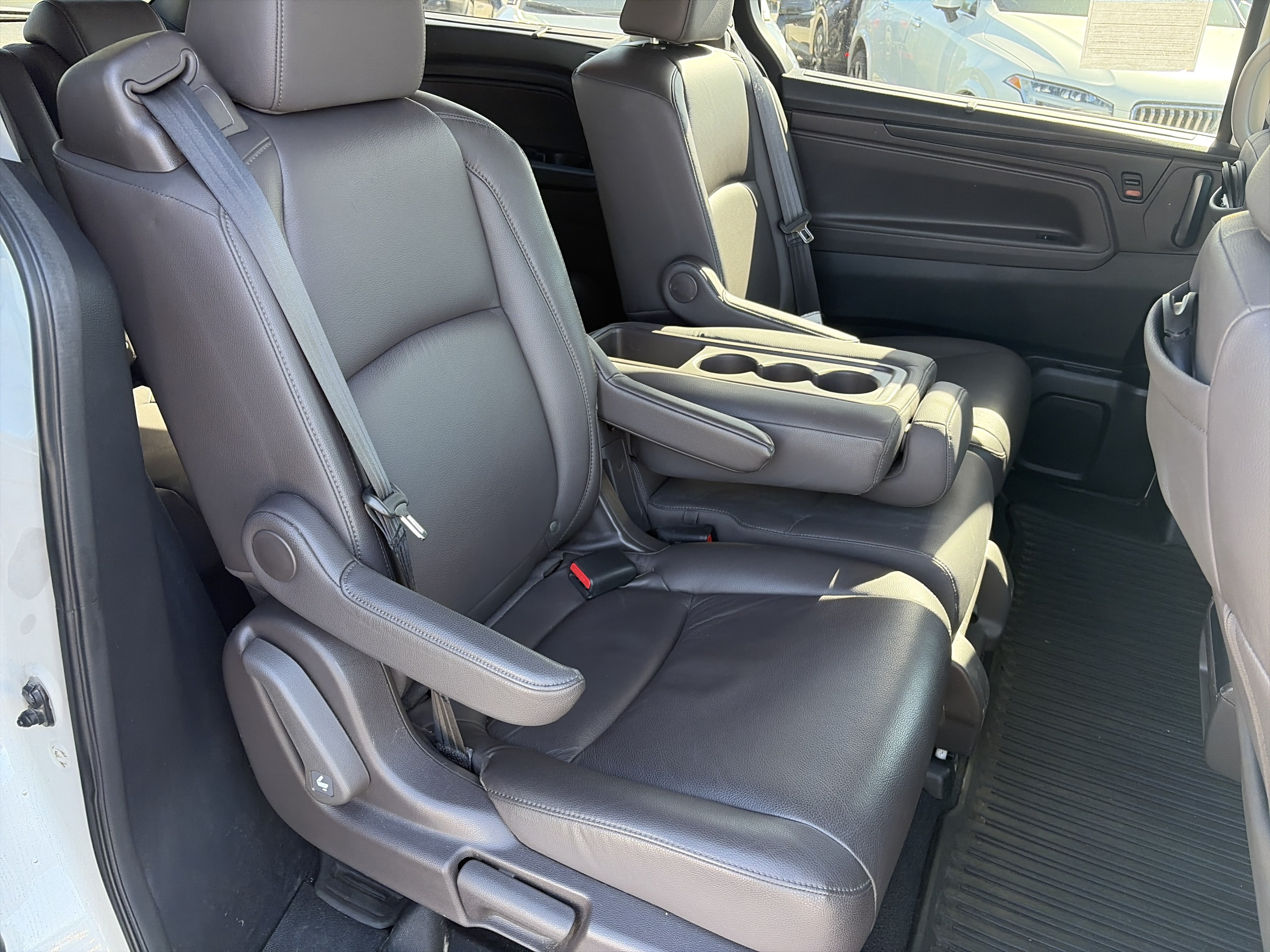 Used 2018 Honda Odyssey Touring image 16