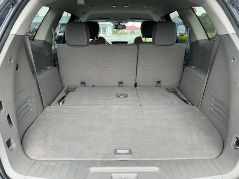Used 2017 Chevrolet Traverse LS AWD/4WD image 31