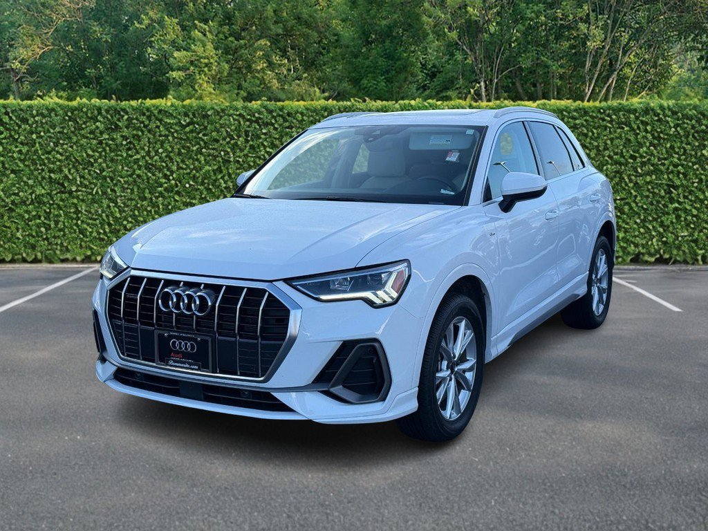 Used 2025 Audi Q3 2.0T Premium AWD/4WD image 8