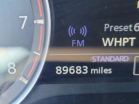 Used 2019 INFINITI QX50 Luxe image 30