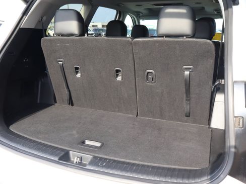 Used 2025 Kia Telluride S FWD image 10