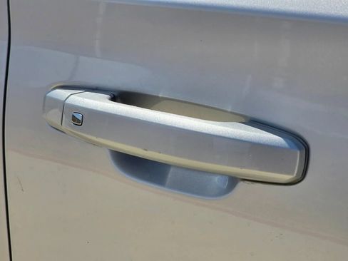 Used 2020 Chevrolet Suburban LT w/ Texas Edition Package RWD image 38