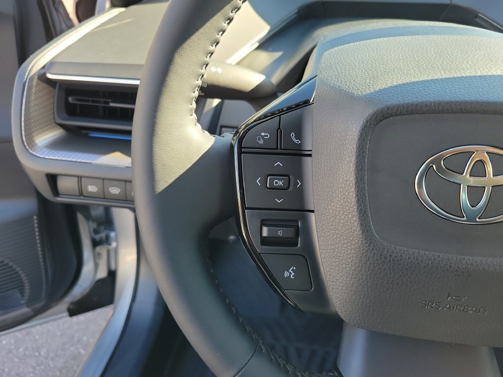 New 2027 Toyota Prius XLE FWD image 25