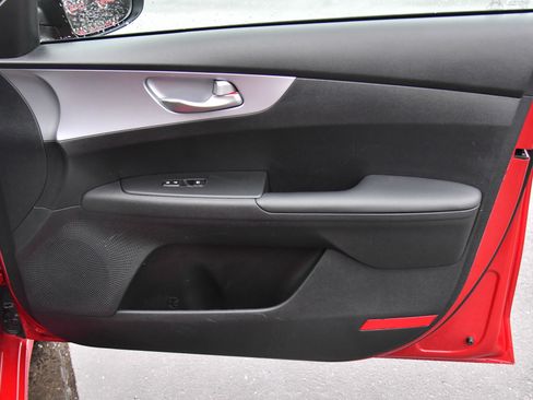 Used 2024 Kia Forte LXS image 34