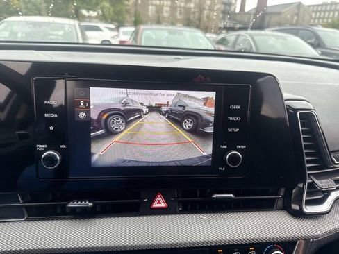 Used 2023 Kia Sportage LX image 23