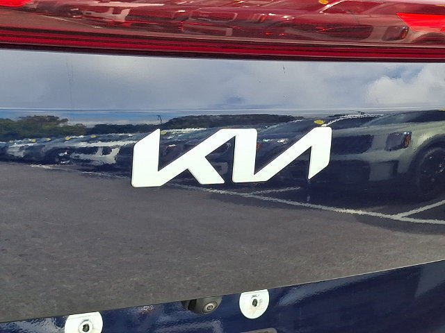 Used 2026 Kia Carnival FWD image 30