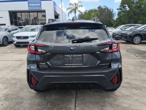 Certified 2025 Subaru Crosstrek 2.5i Limited w/ Popular Package #3A image 5