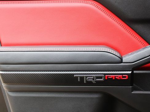 Used 2025 Toyota Tacoma TRD Pro AWD/4WD image 44