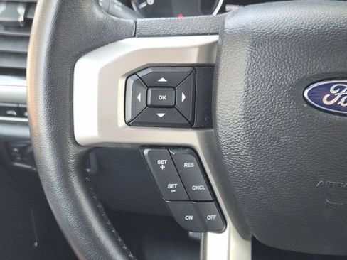Used 2022 Ford F250 Lariat w/ Lariat Ultimate Package AWD/4WD image 27