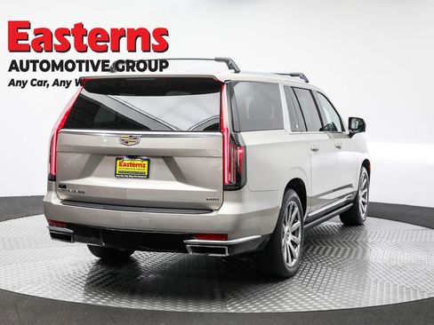 Used 2021 Cadillac Escalade ESV Premium Luxury Platinum image 5