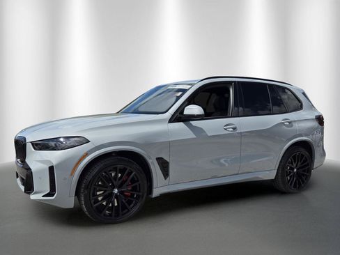 Used 2026 BMW X5 xDrive40i w/ M Sport Package AWD/4WD image 3