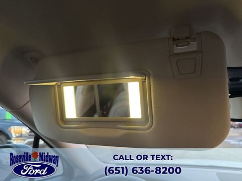 Used 2022 Lincoln Corsair AWD w/ Premium Package image 23