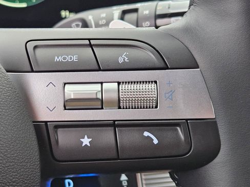 New 2026 Hyundai Tucson Limited image 18